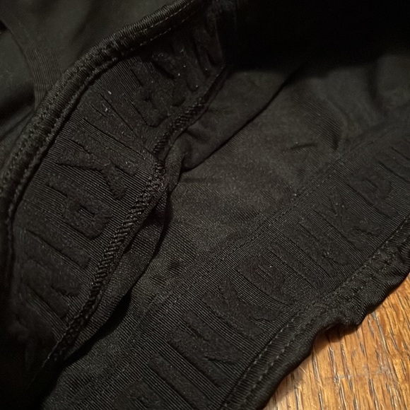 Pink sports bra - Picture 4 of 4